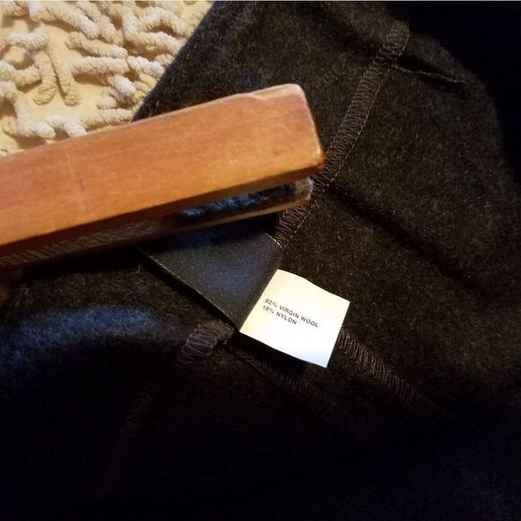 Gap Front Pleat Skirt - Picture 5 of 7